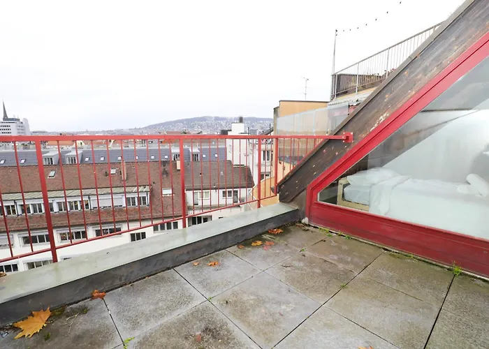 Chic Near Google Hq 公寓